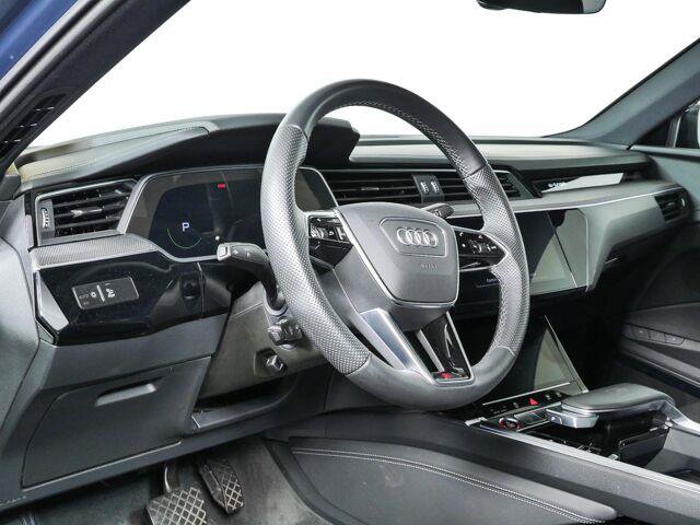 Used 2023 Audi e-tron S Prestige w/ Prestige Package AWD/4WD image 4