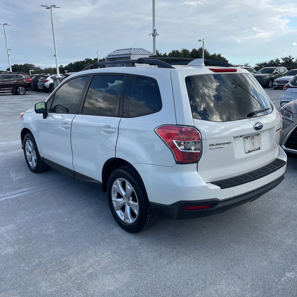 Used 2016 Subaru Forester 2.5i Premium image 5