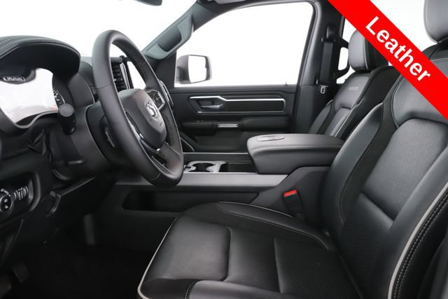 Used 2025 RAM 1500 Laramie w/ Sport Appearance Package AWD/4WD image 17