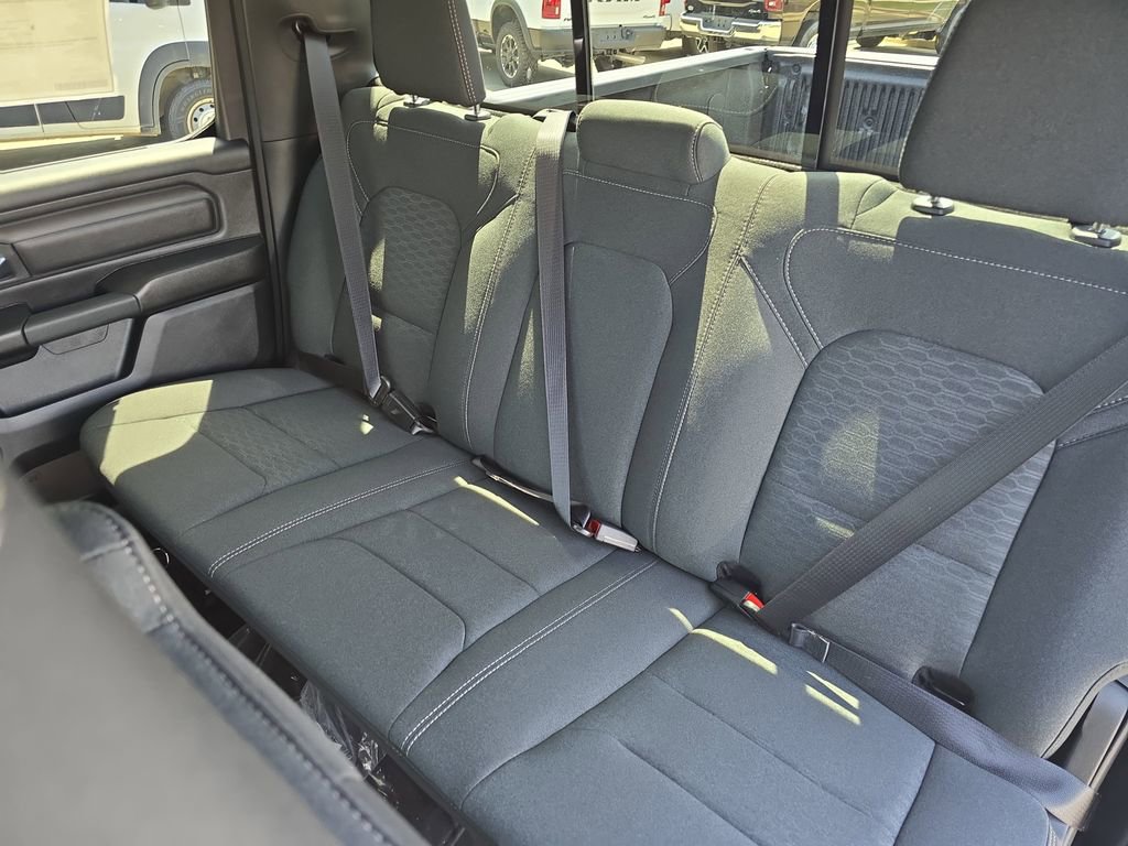 New 2026 RAM 1500 Express AWD/4WD image 14