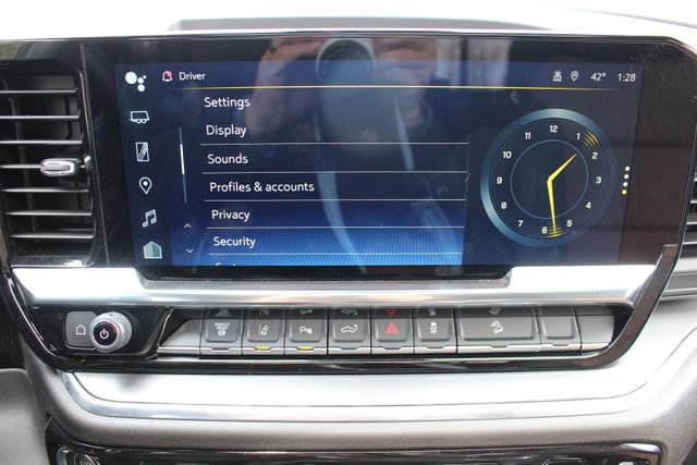 Used 2024 Chevrolet Silverado 3500 High Country w/ High Country Premium Package image 27