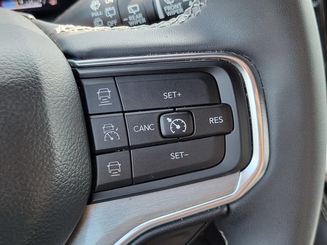 Used 2024 Jeep Wagoneer Series II AWD/4WD image 17