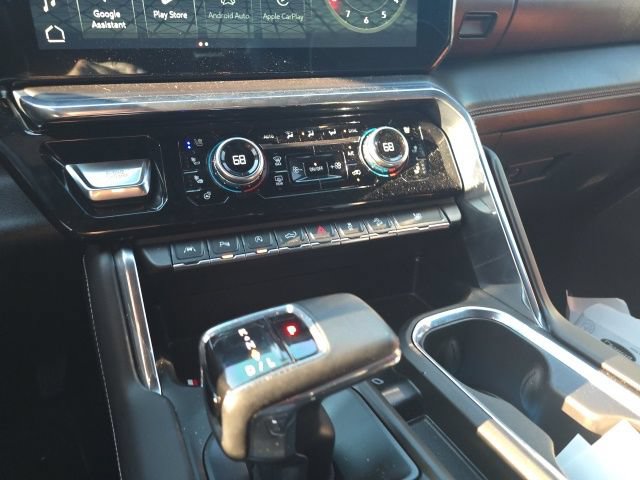 Used 2024 GMC Sierra 1500 Denali Ultimate AWD/4WD image 16