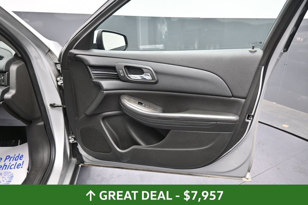 Used 2014 Chevrolet Malibu LT FWD image 18