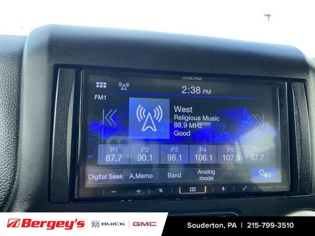 Used 2016 Jeep Wrangler Unlimited Sahara w/ Dual Top Group image 15