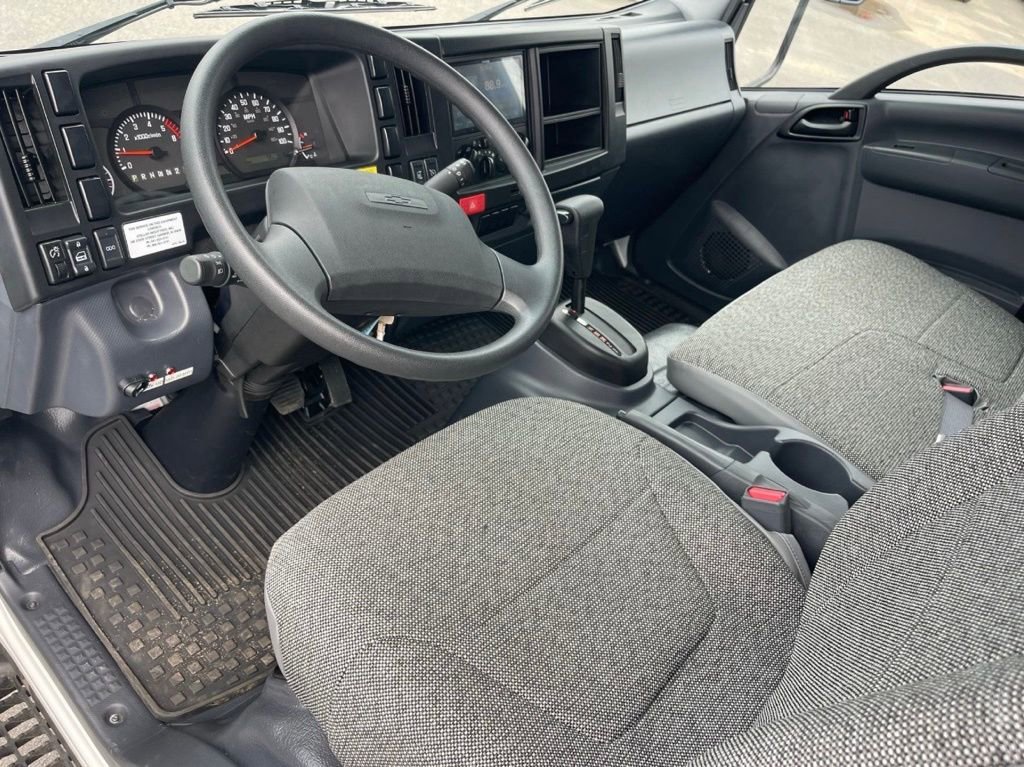 Used 2024 Chevrolet Low Cab Forward RWD image 10