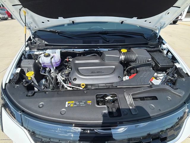 New 2027 Chrysler Pacifica Select FWD image 10