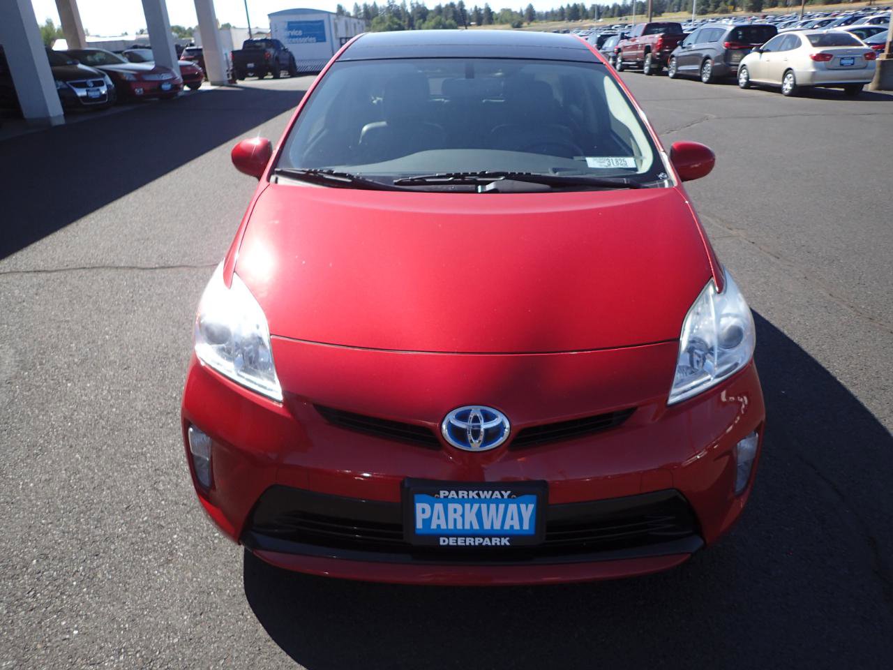 Used 2013 Toyota Prius Four w/ Deluxe Solar Roof Pkg FWD image 8
