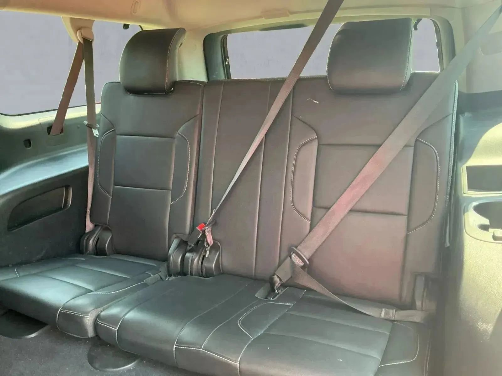 Used 2020 Chevrolet Suburban LT image 15