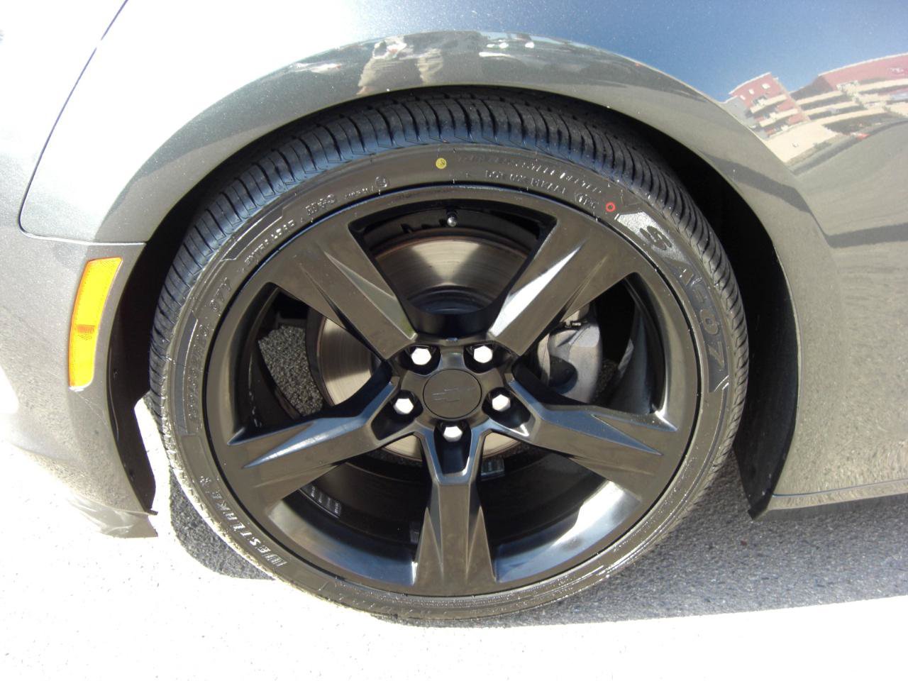 Used 2017 Chevrolet Camaro LT w/ RS Package RWD image 4