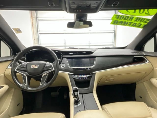 Used 2019 Cadillac XT5 Luxury AWD/4WD image 4