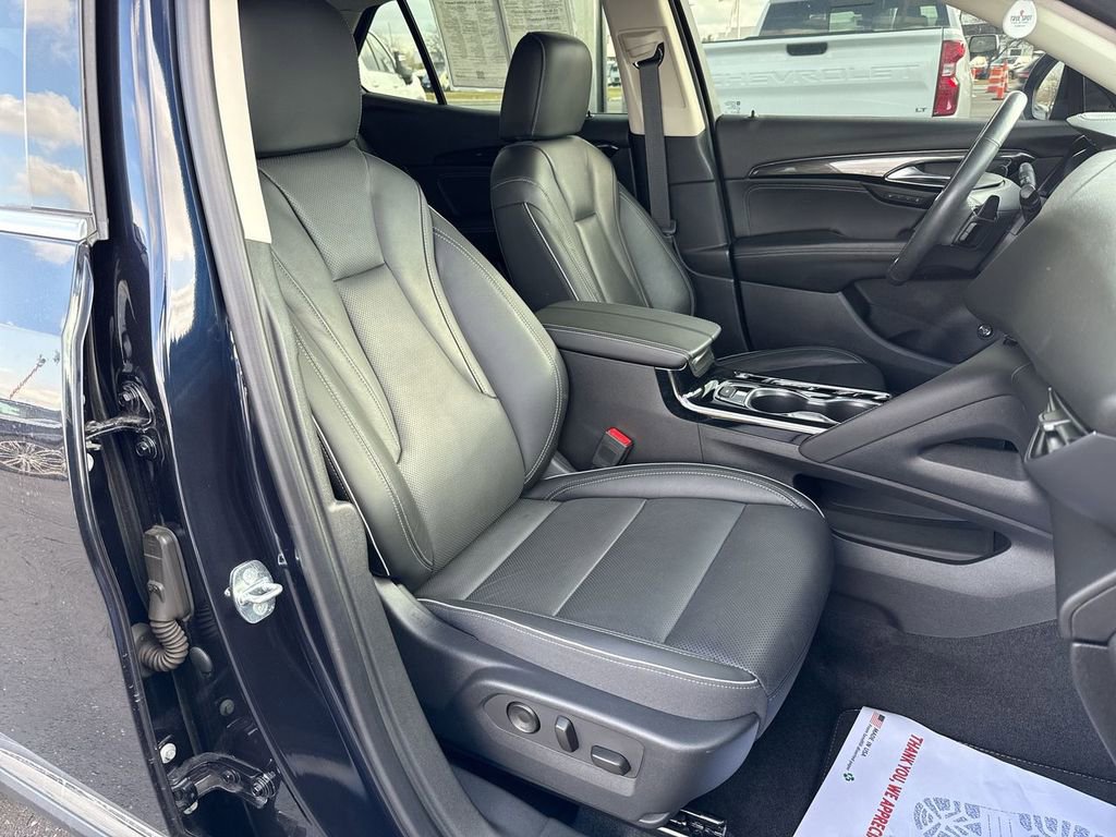 Used 2021 Buick Envision Essence image 25