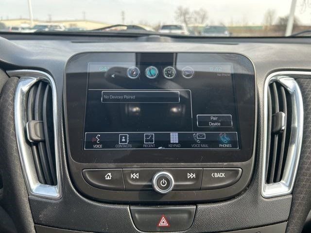 Used 2016 Chevrolet Malibu LT image 24