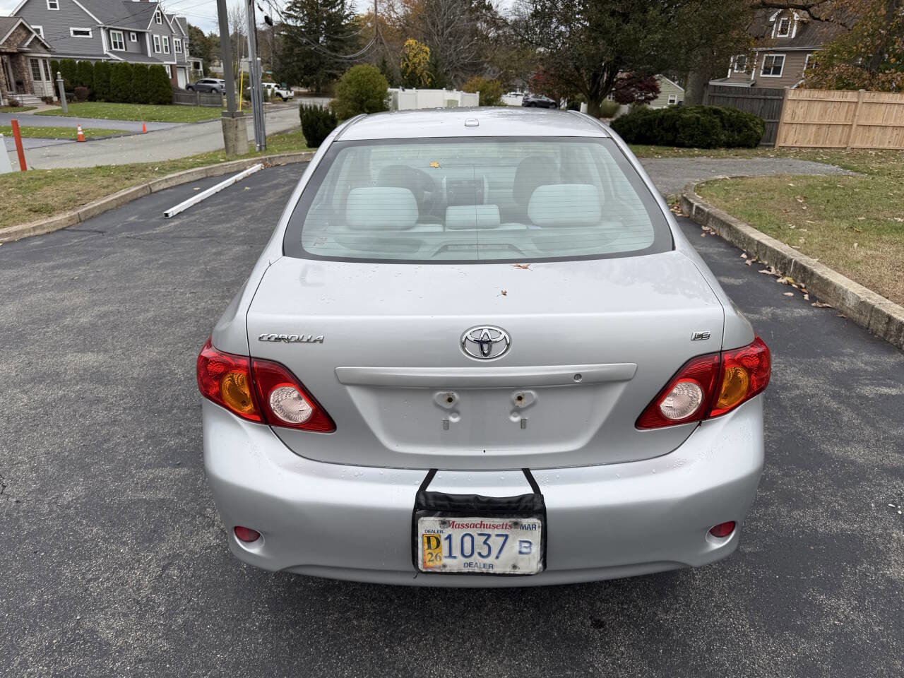 Used 2010 Toyota Corolla LE image 8