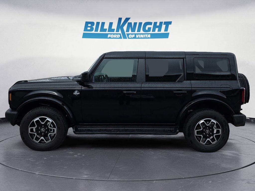 Used 2025 Ford Bronco Outer Banks AWD/4WD image 2
