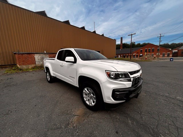Used 2022 Chevrolet Colorado LT w/ Fleet Safety Package AWD/4WD image 3