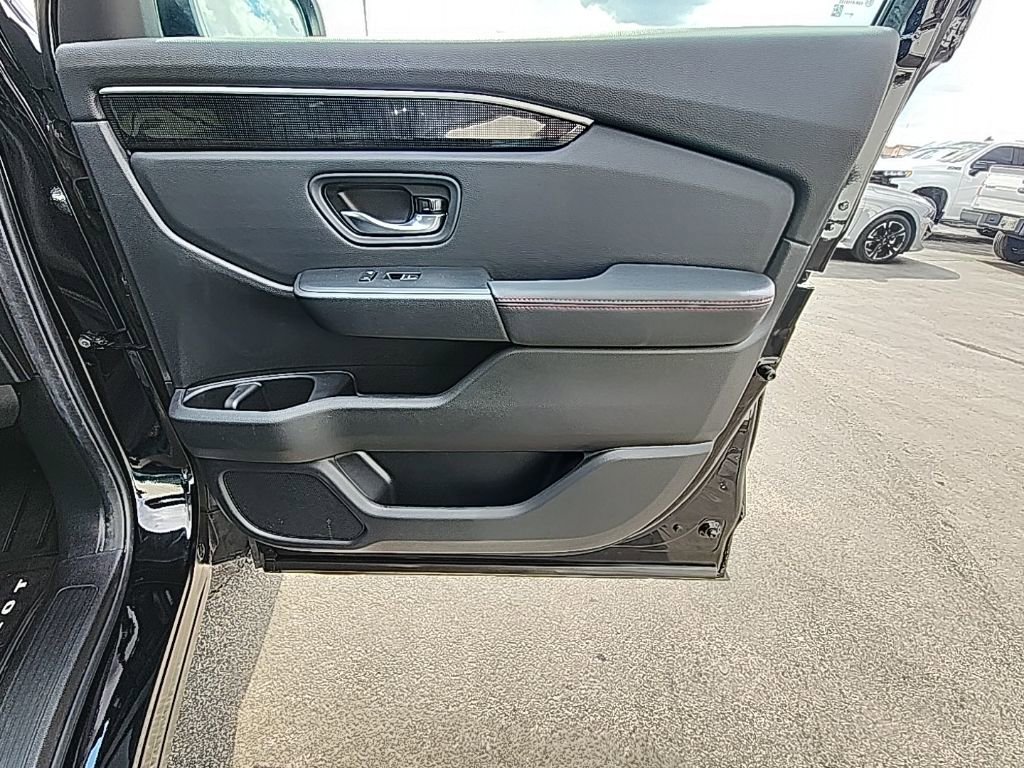 Certified 2025 Honda Pilot Black Edition image 33