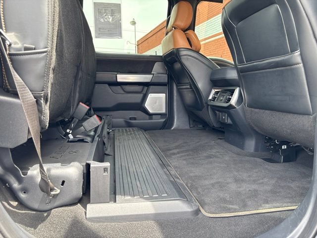 Used 2024 Ford F350 Platinum w/ Tremor Off-Road Package AWD/4WD image 44