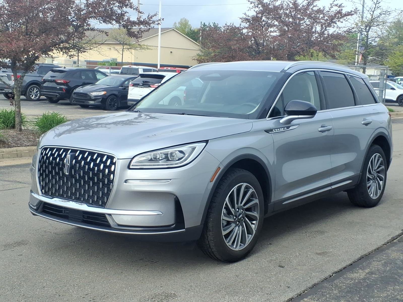 Certified 2023 Lincoln Corsair Reserve AWD/4WD image 3