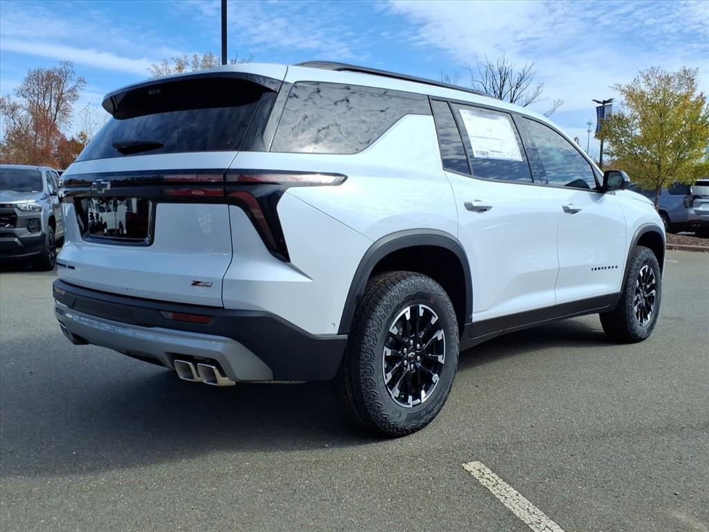 New 2026 Chevrolet Traverse Z71 w/ Enhanced Driving Package AWD/4WD image 25