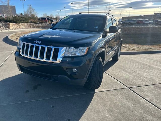Used 2012 Jeep Grand Cherokee Laredo w/ Laredo E Group image 3