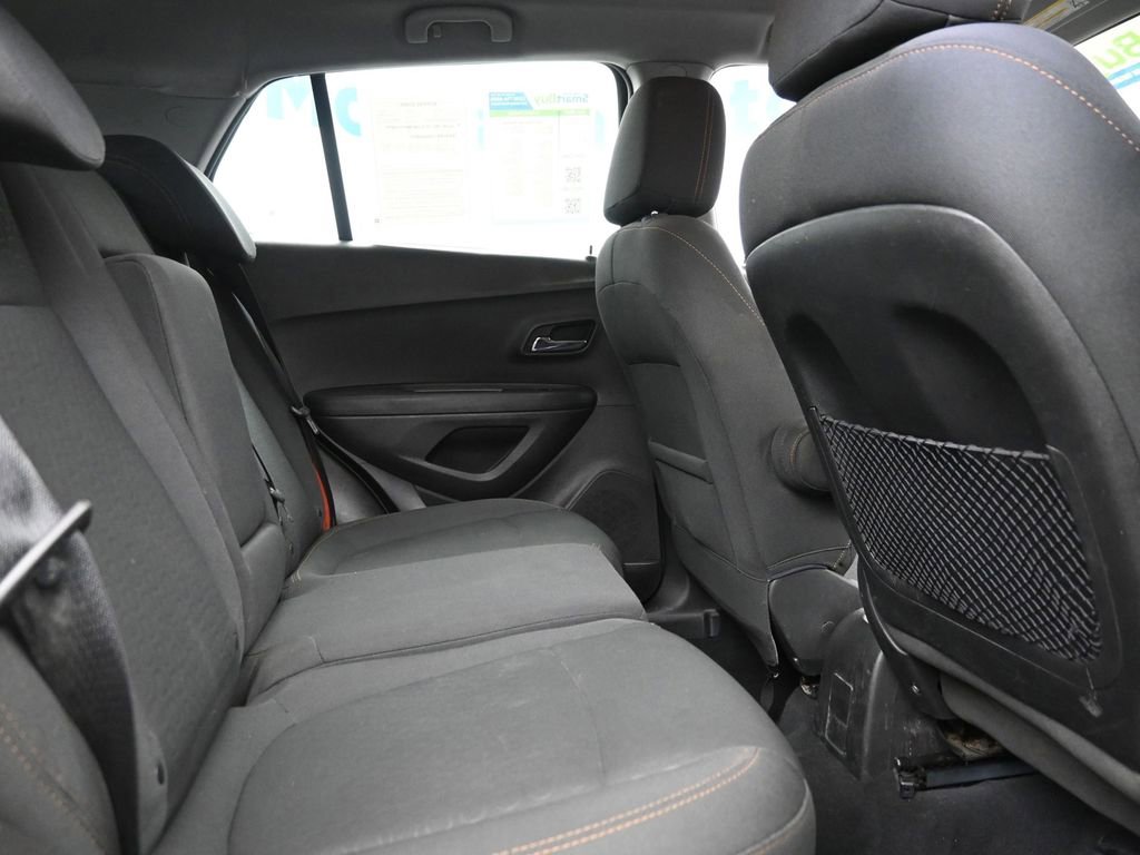 Used 2017 Chevrolet Trax LS image 8