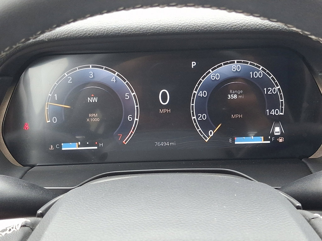 Used 2023 Jeep Grand Cherokee Altitude AWD/4WD image 26