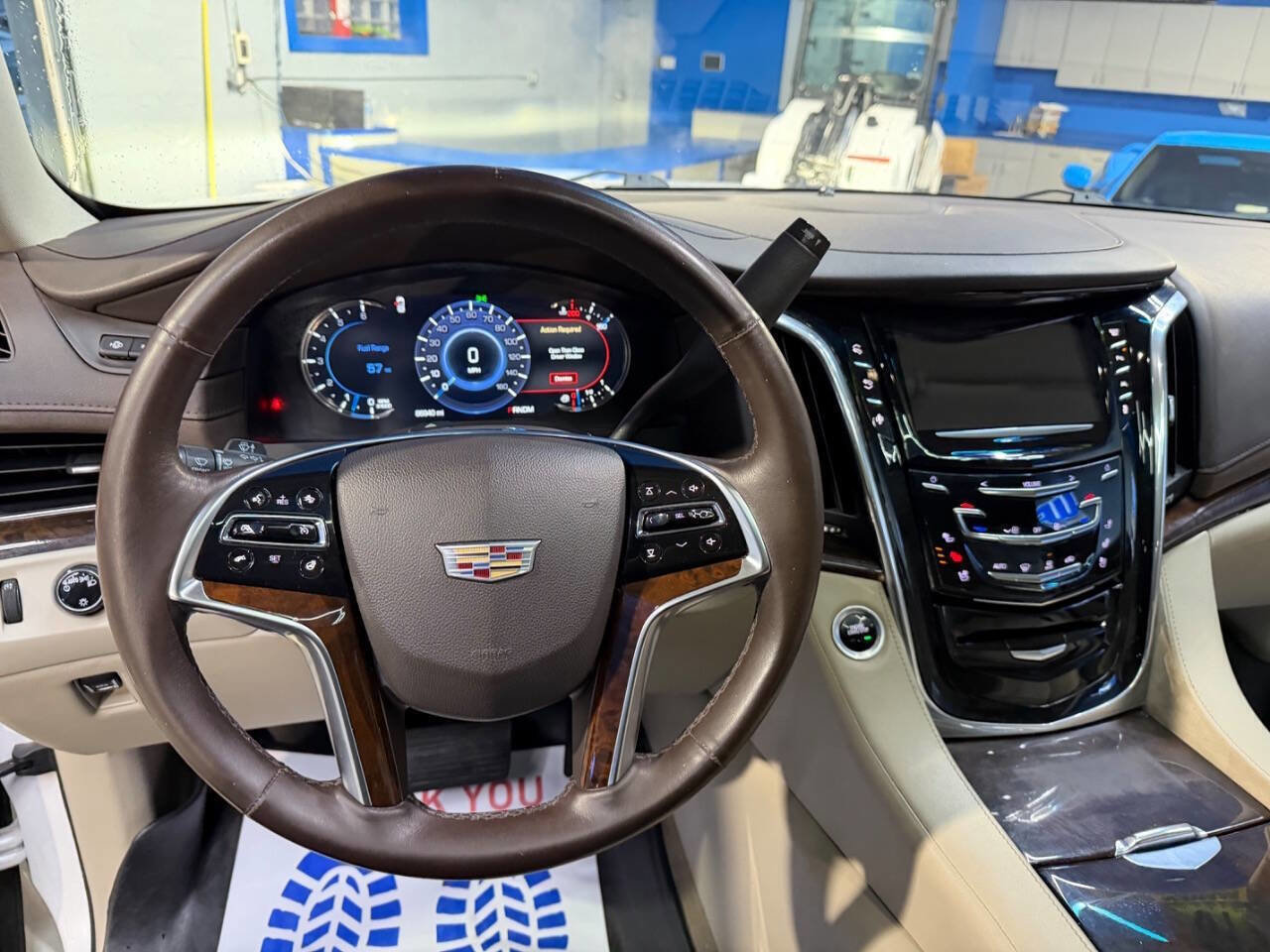 Used 2016 Cadillac Escalade Premium image 27