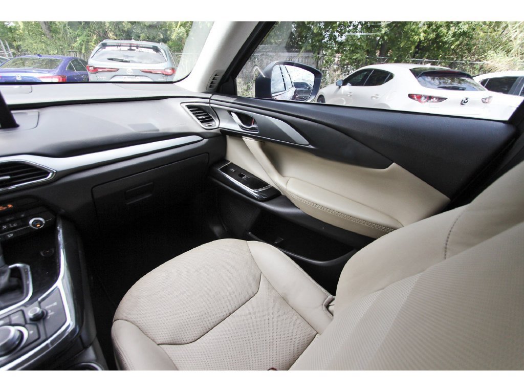 Used 2019 MAZDA CX-9 Touring FWD image 9