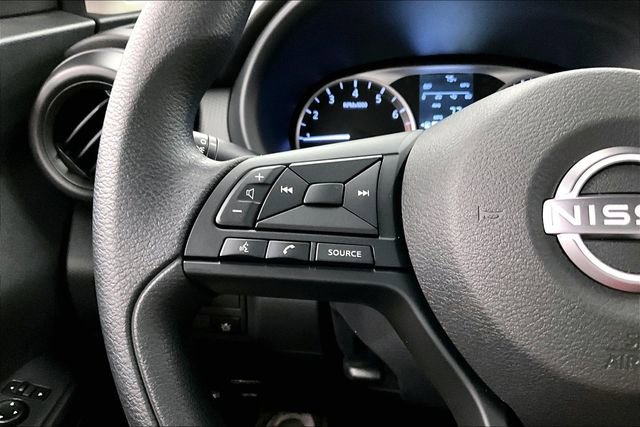New 2025 Nissan Kicks Play S image 19