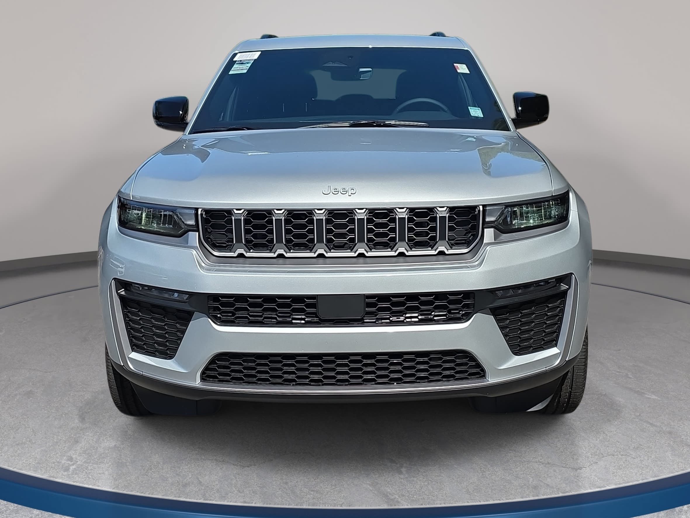 New 2026 Jeep Grand Cherokee Limited AWD/4WD image 2