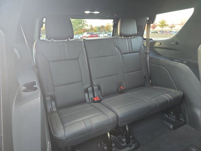 Used 2022 Chevrolet Tahoe RST w/ Luxury Package image 12