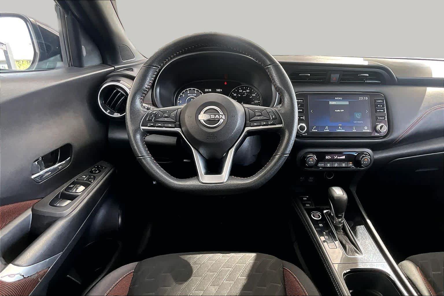 Certified 2023 Nissan Kicks SR FWD image 6