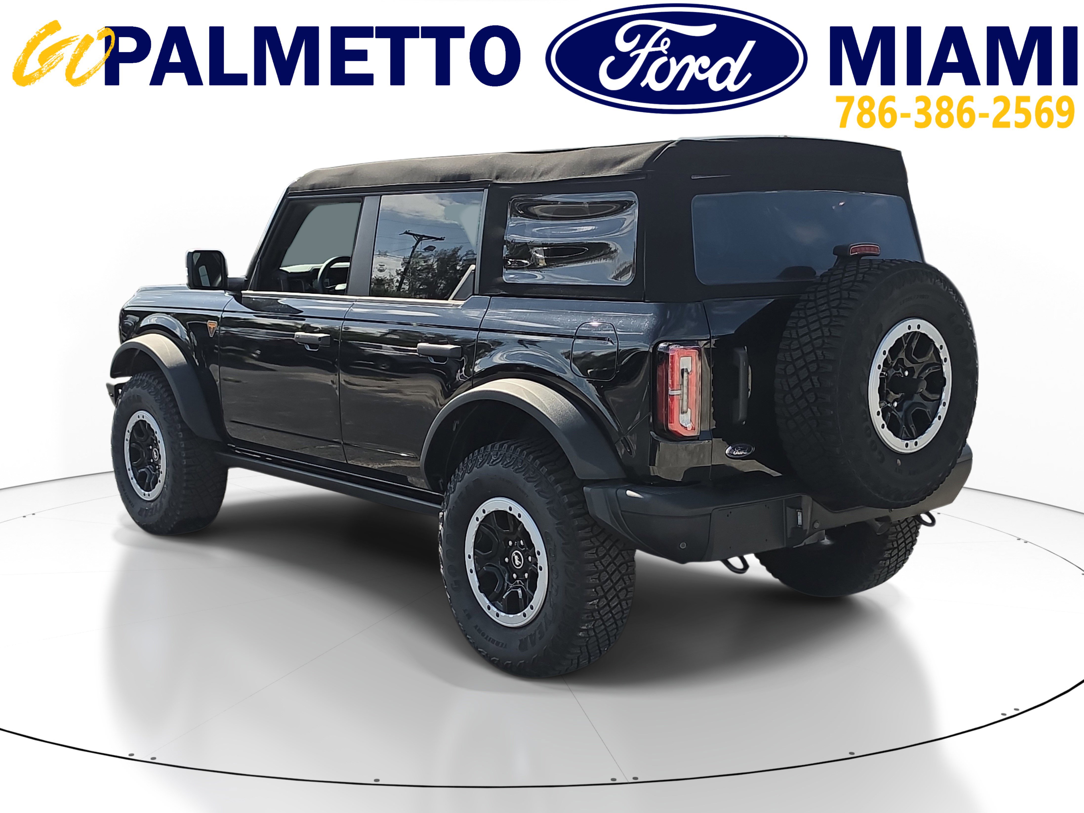 Used 2024 Ford Bronco Badlands AWD/4WD image 4