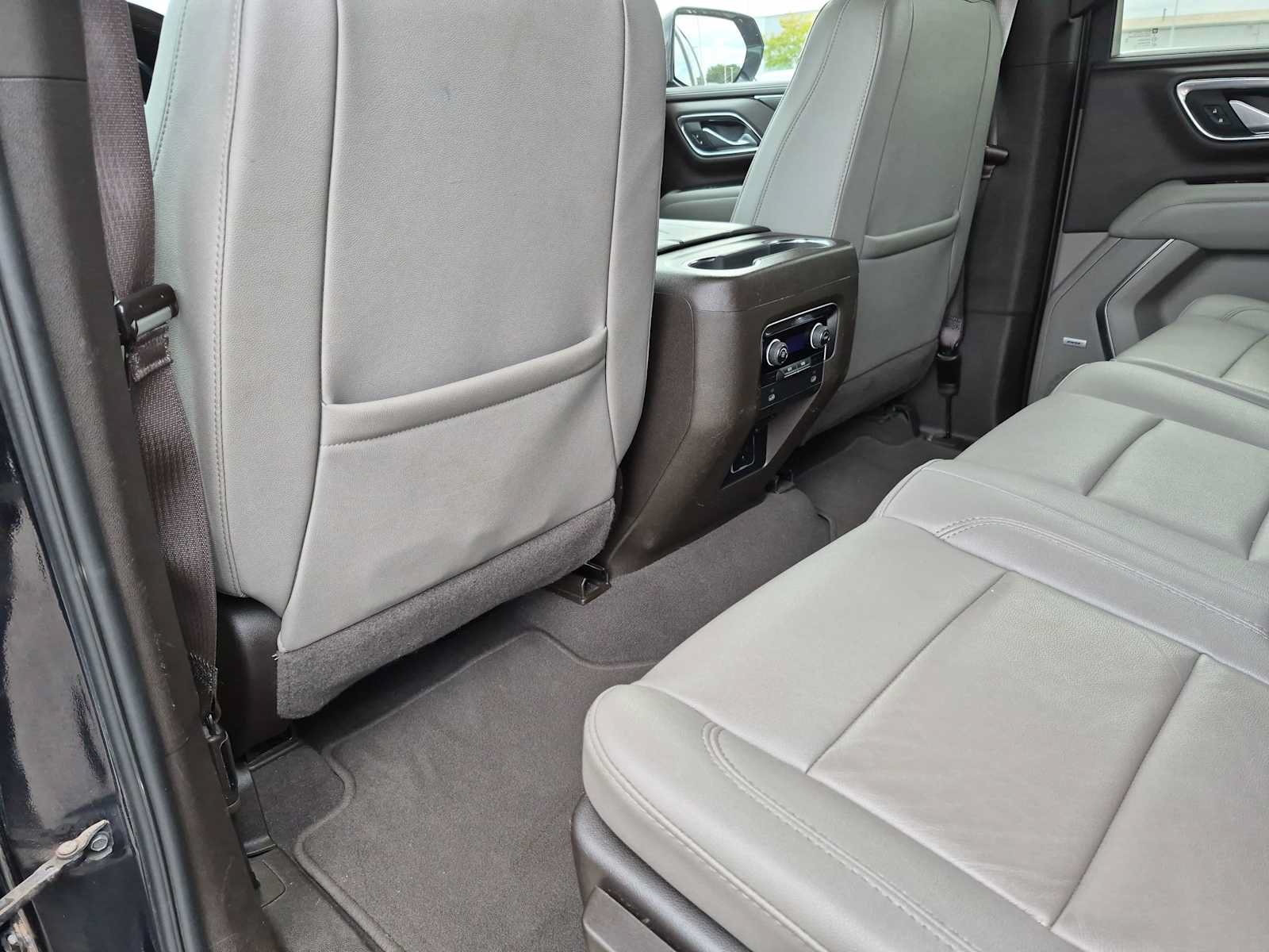 Used 2024 Chevrolet Tahoe LT AWD/4WD image 18