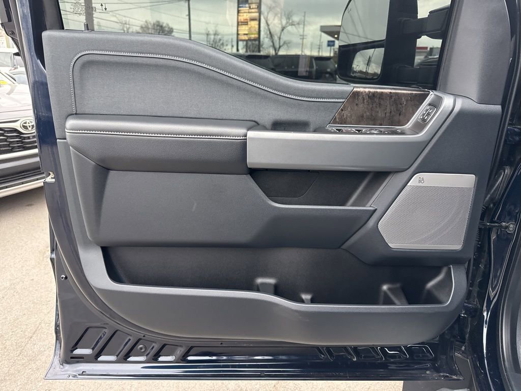 Used 2024 Ford F450 Lariat w/ FX4 Off-Road Package image 10