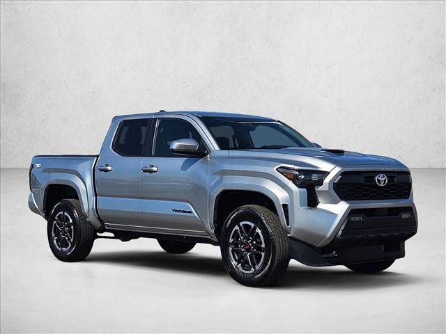 Used 2025 Toyota Tacoma TRD Sport image 3