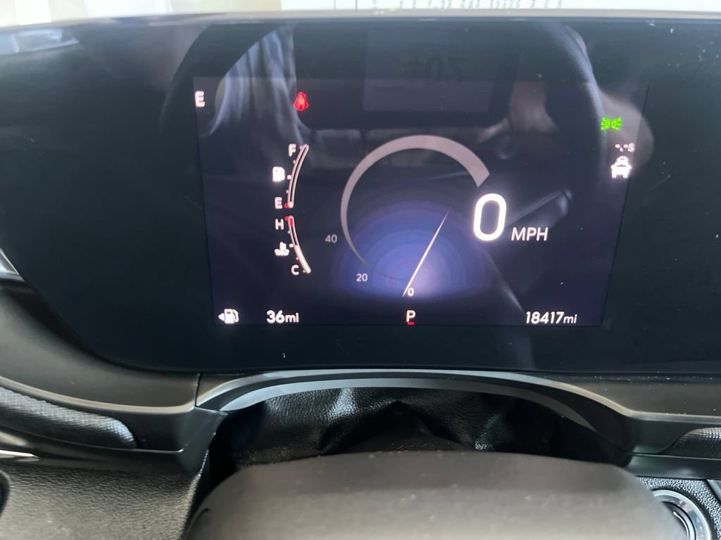 Used 2025 Buick Envista Preferred FWD image 47