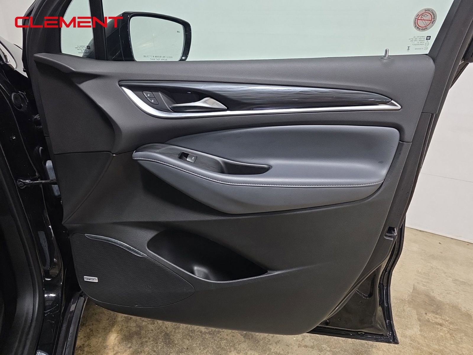 Used 2024 Buick Enclave Premium image 35