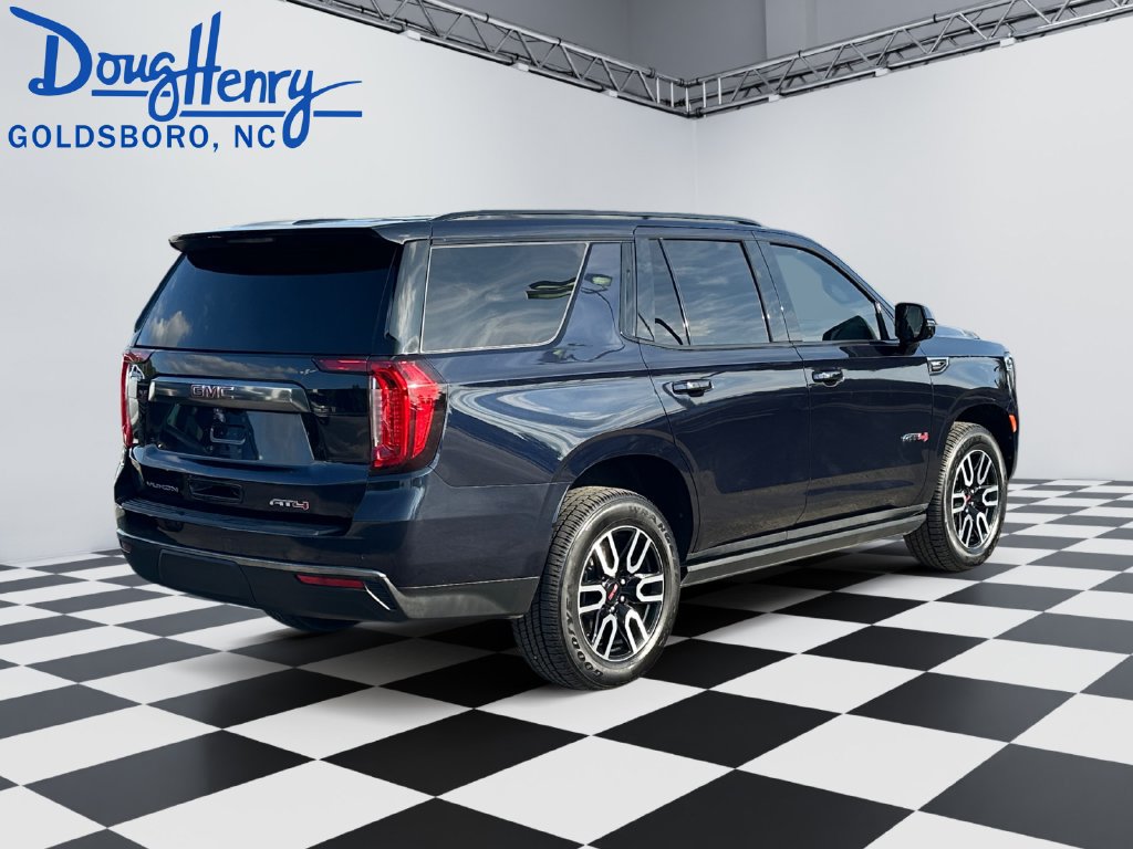 Used 2023 GMC Yukon AT4 w/ AT4 Premium Package AWD/4WD image 5