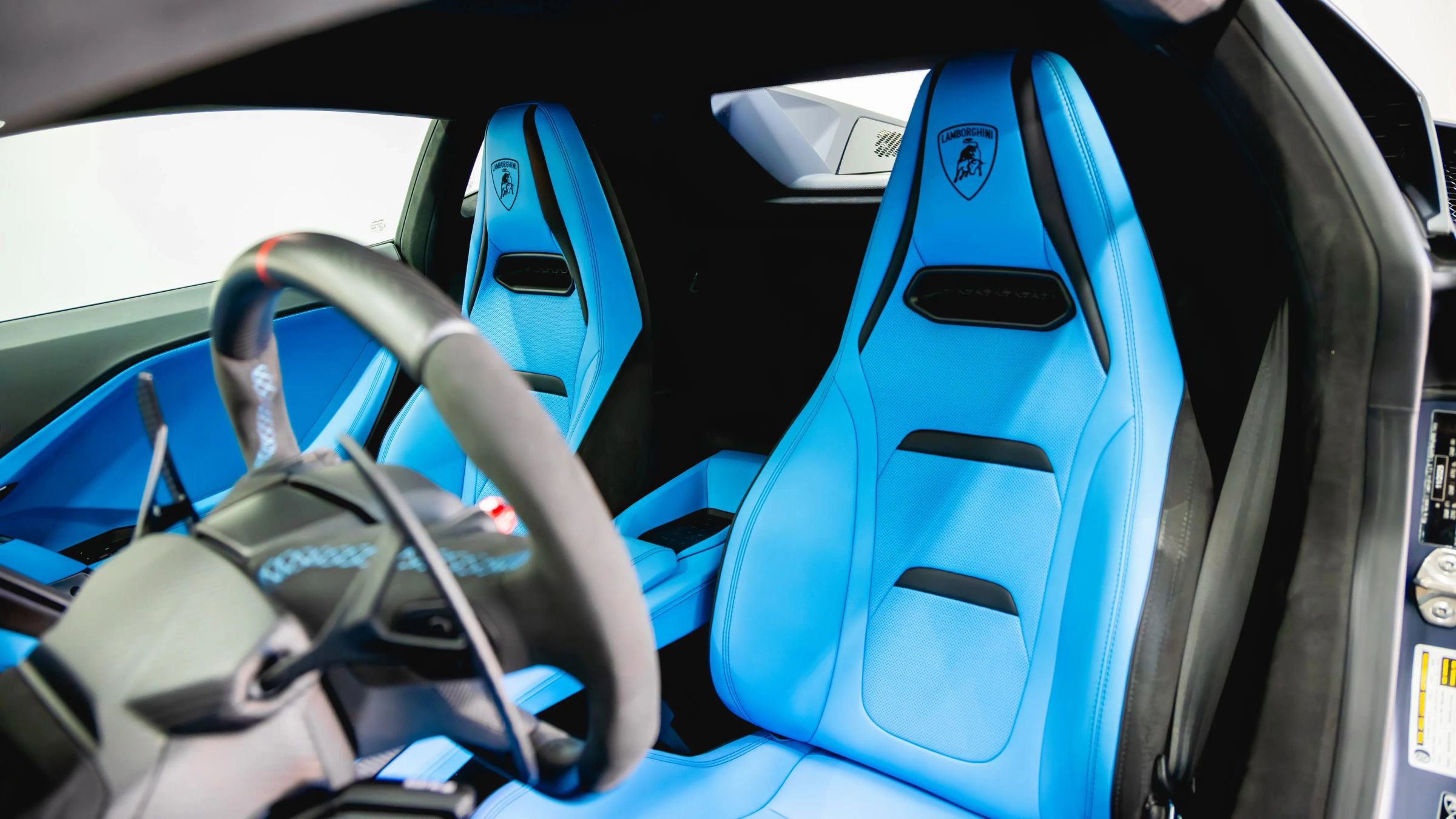 Used 2026 Lamborghini Temerario image 29