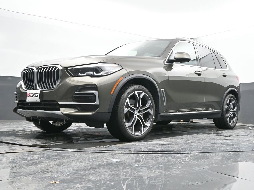 Used 2023 BMW X5 xDrive40i w/ Premium Package image 43