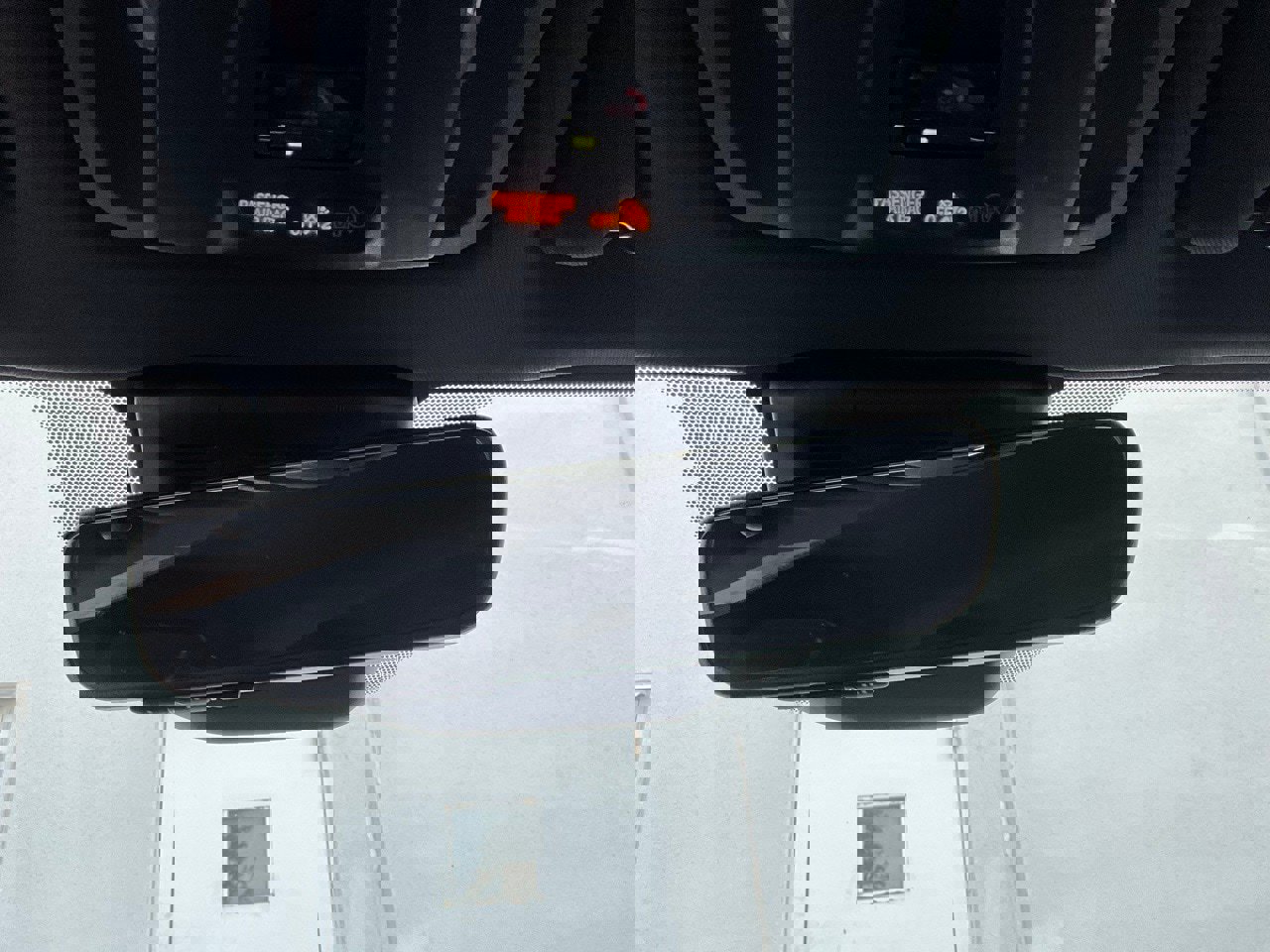 Used 2025 Toyota Crown XLE image 30