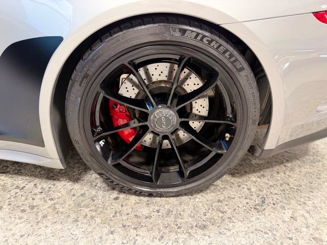 Used 2015 Porsche 911 GT3 RWD image 38