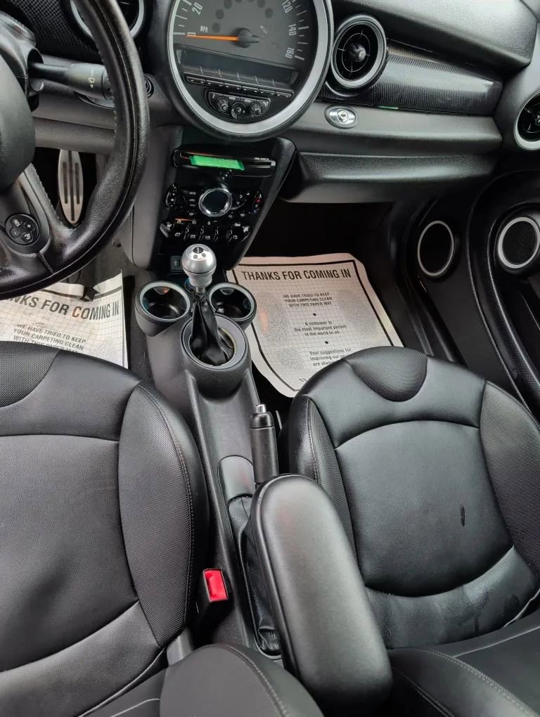 Used 2015 MINI Cooper Roadster S image 16