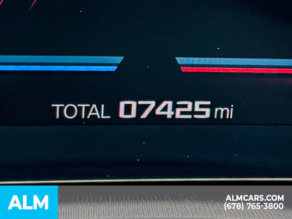 Used 2026 BMW M5 w/ Executive Package image 36