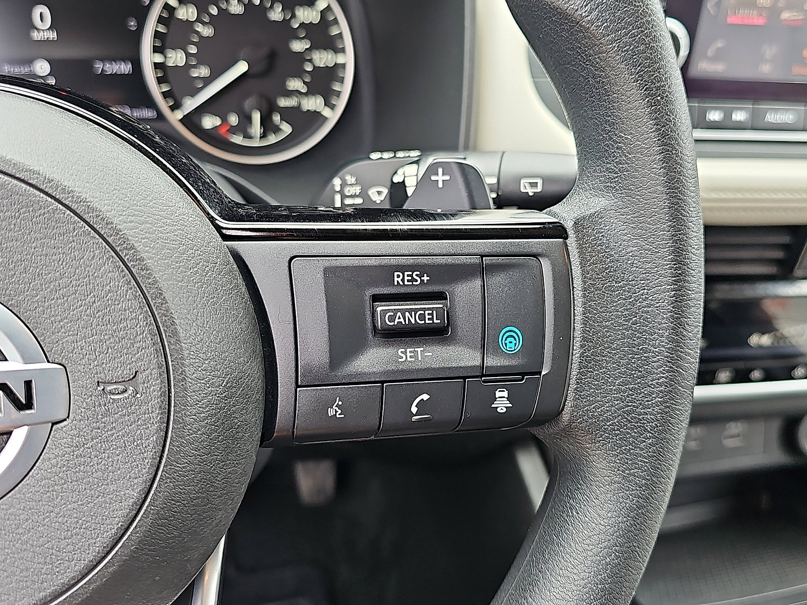 Used 2021 Nissan Rogue SV image 22