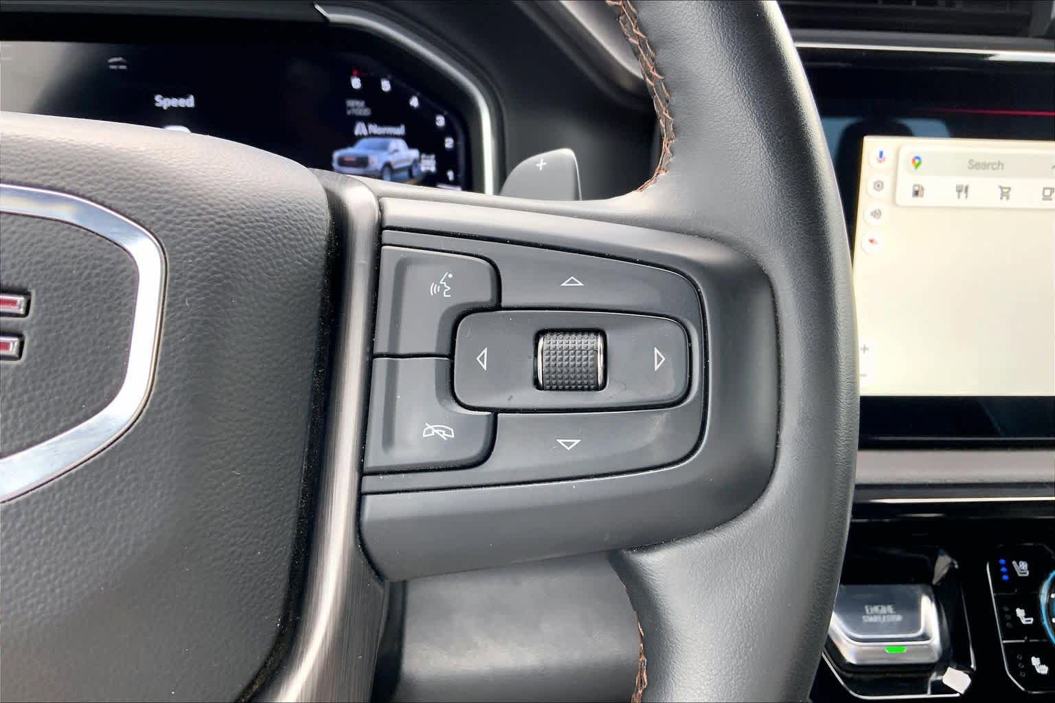 Used 2024 GMC Sierra 1500 AT4 w/ Technology Package AWD/4WD image 25