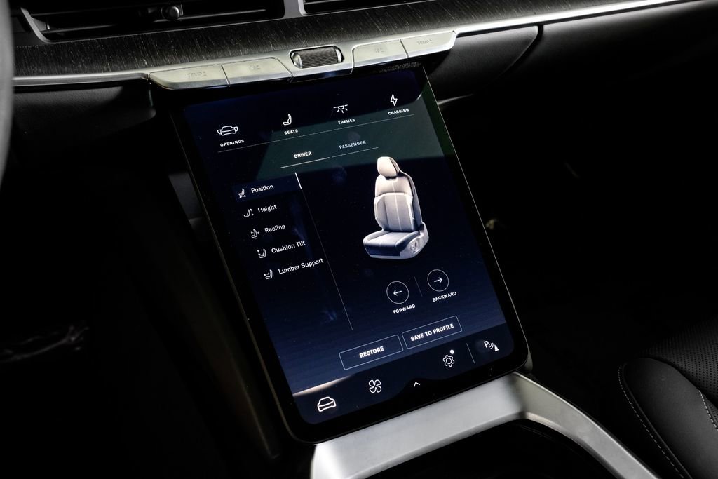 Used 2024 Lucid Air Pure image 29