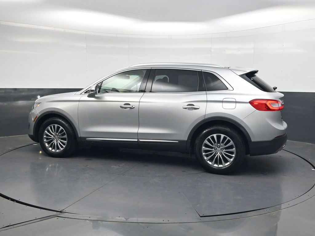 Used 2017 Lincoln MKX Select w/ Select Plus Package FWD image 7